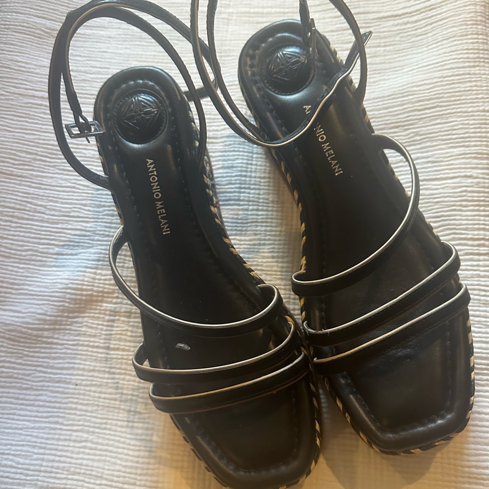 Antonio Melani Wedges